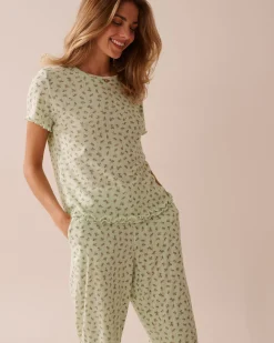 la Vie en Rose Tops></noscript>Ditsy Floral Print Lettuce Edge Pointelle T-shirt Small Bouquets