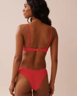 la Vie en Rose Texture Play|Summer Romance></noscript>HIBISCUS Ribbed Triangle Bikini Top Hibiscus Red