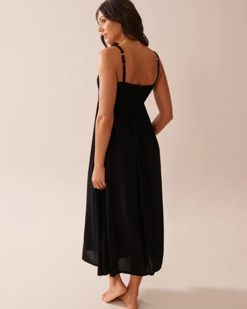 la Vie en Rose Always So Chic|Black Swimwear>Smocked Bust Gauze Maxi Dress Black