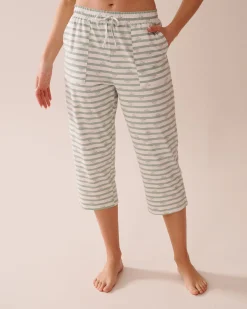 la Vie en Rose Cotton Pajamas|Bottoms>Snail Print Cotton Pajama Capris Frosty Green/Snails
